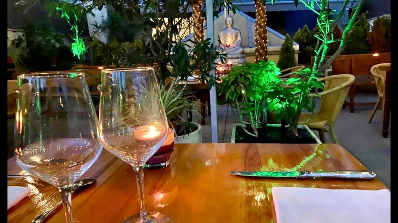 卡拉三兹酒店 莫林斯-德雷伊 外观 照片